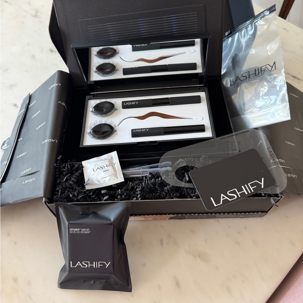 Lashify Control Kit + Stardust Gossamer Lash Extension Set